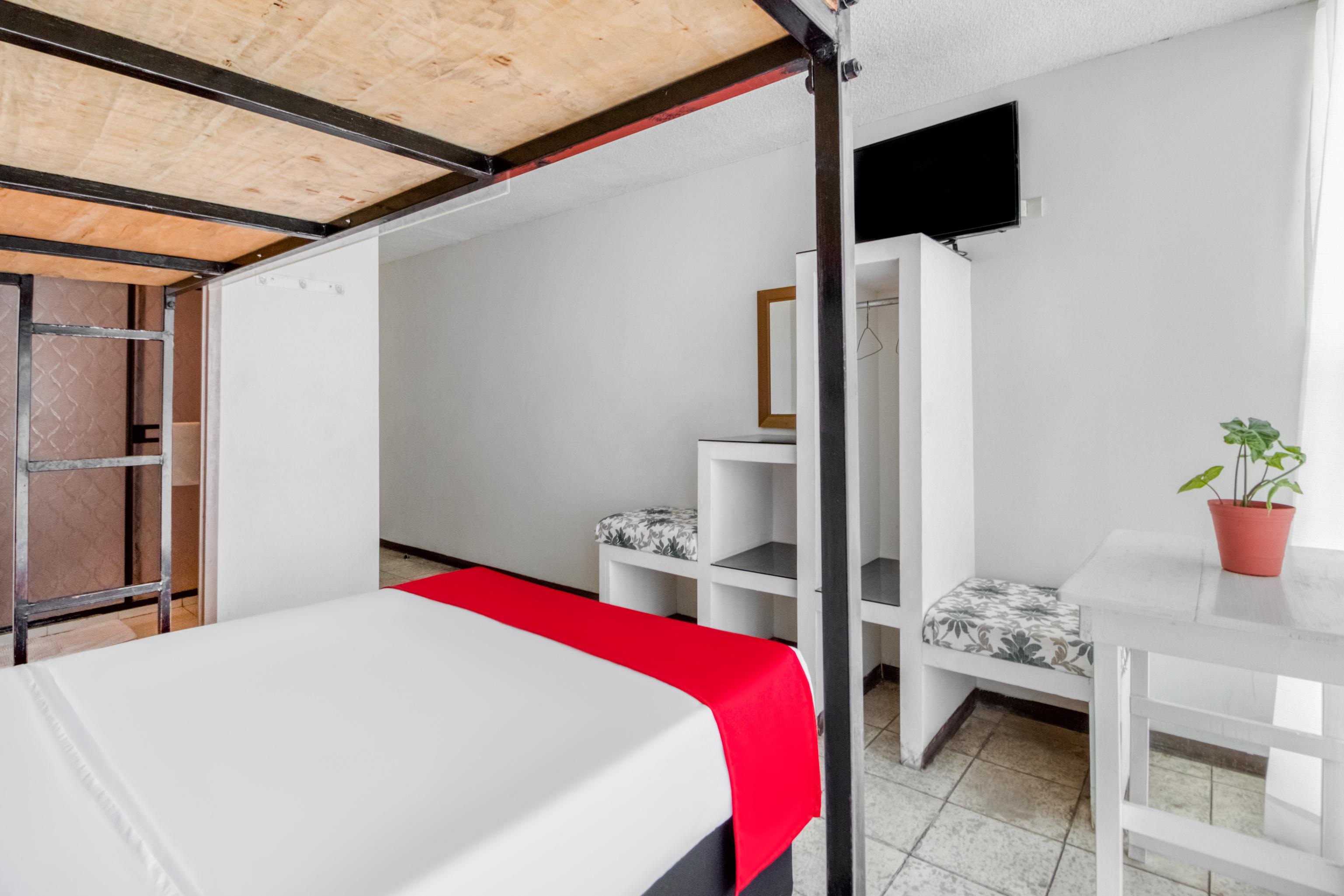 Oyo Hotel Del Llanito, アグアスカリエンテス エクステリア 写真
